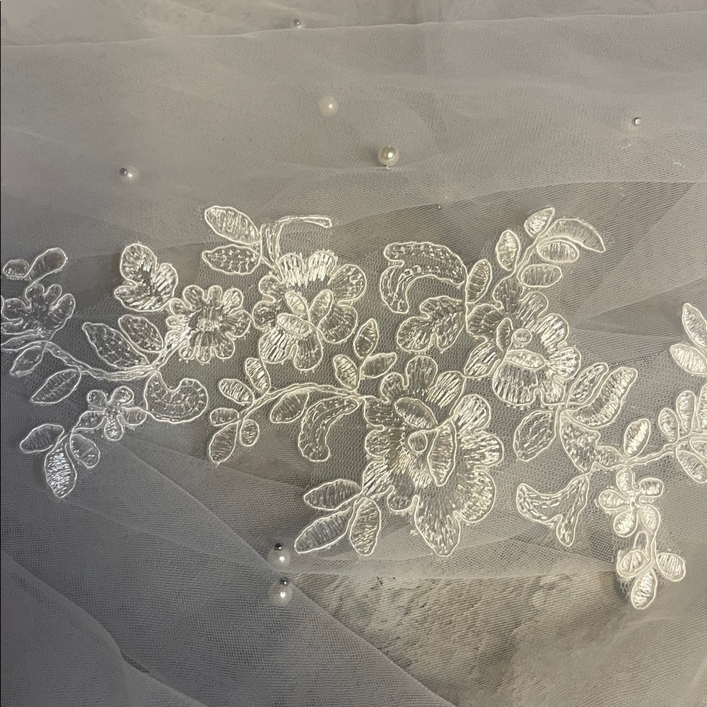 Fingertip veil - Picture 4 of 6
